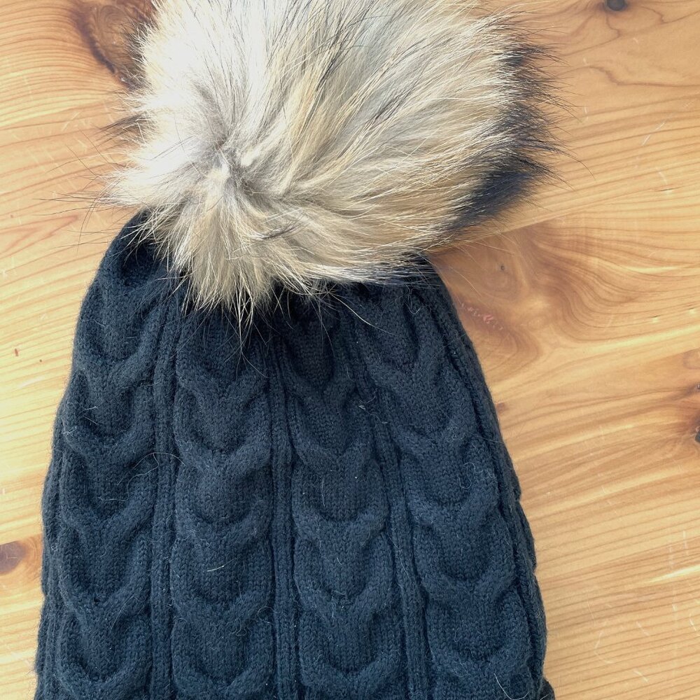 New & Unworn: Cashmere Pom-pom Hat